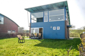 6pers Lakefront house 'Anne' with a nice view of the Lauwersmeer, Anjum